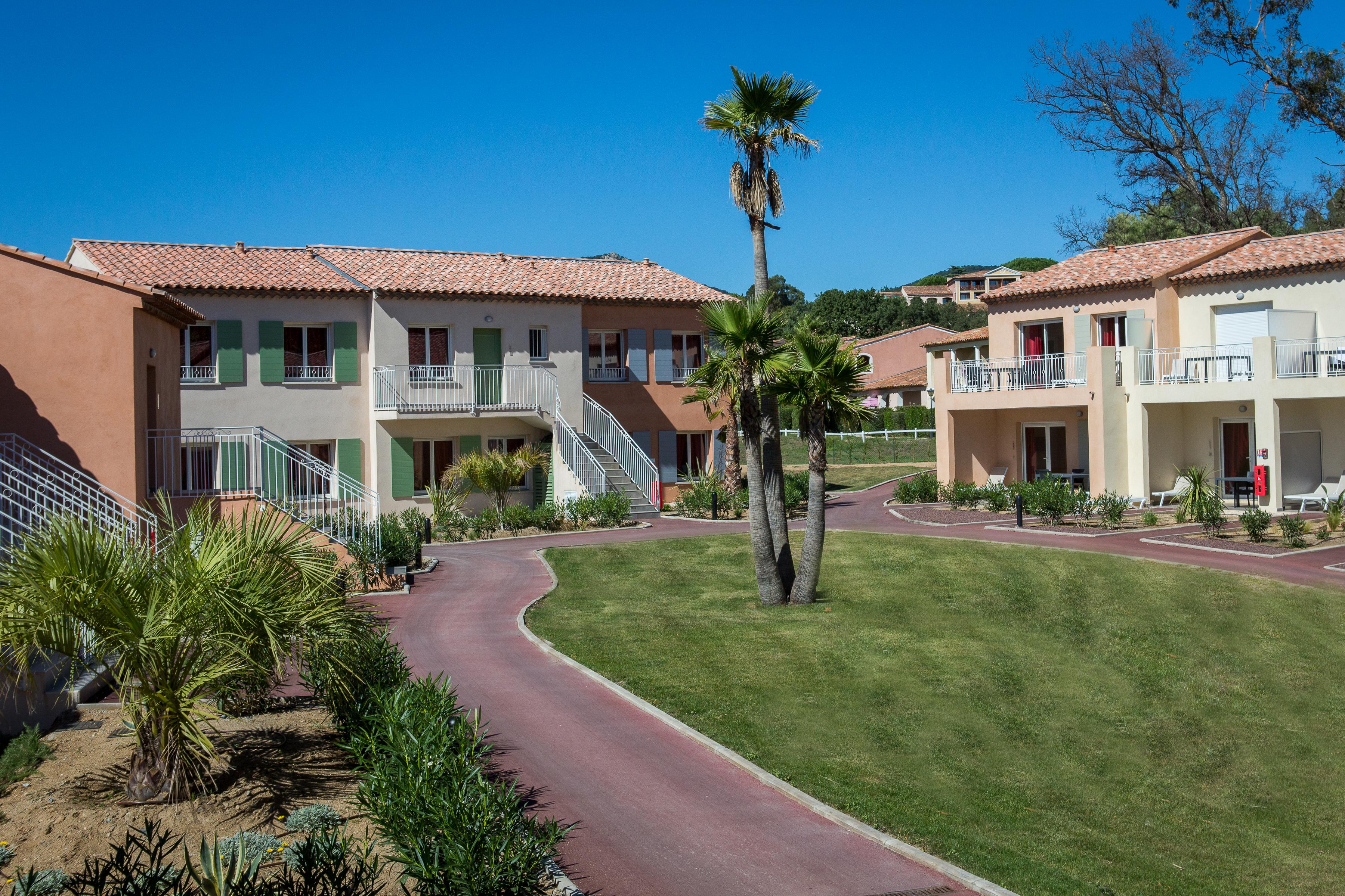 Sowell Residences Les Perles Du Golfe De Saint-Tropez Grimaud Ngoại thất bức ảnh